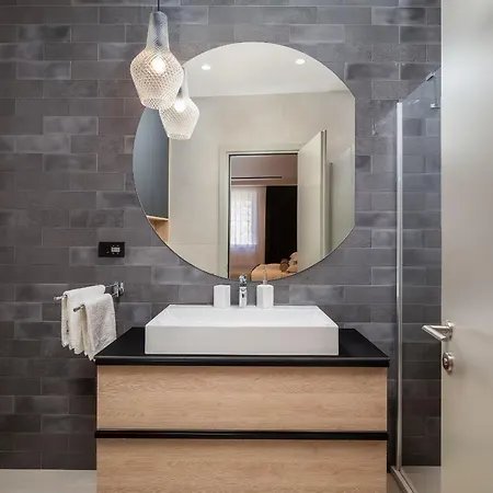 Luxury Unicus I, Ii, Iv In Center Of Old Town بيت ضيافة 4*