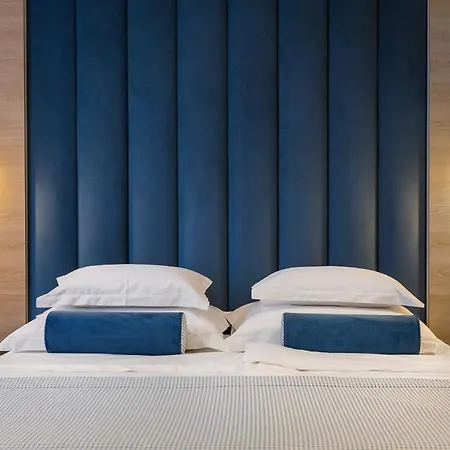 Luxury Unicus I, Ii, Iv In Center Of Old Town