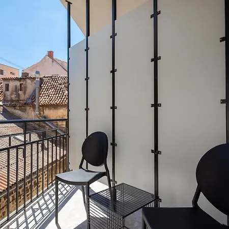 Luxury Unicus I, Ii, Iv Gasthuis