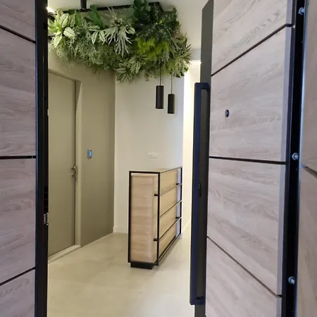 Luxury Unicus I, Ii, Iv Penzion 4*